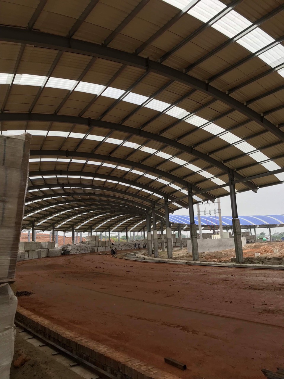 Thi công tấm lợp composite phủ gelcoat